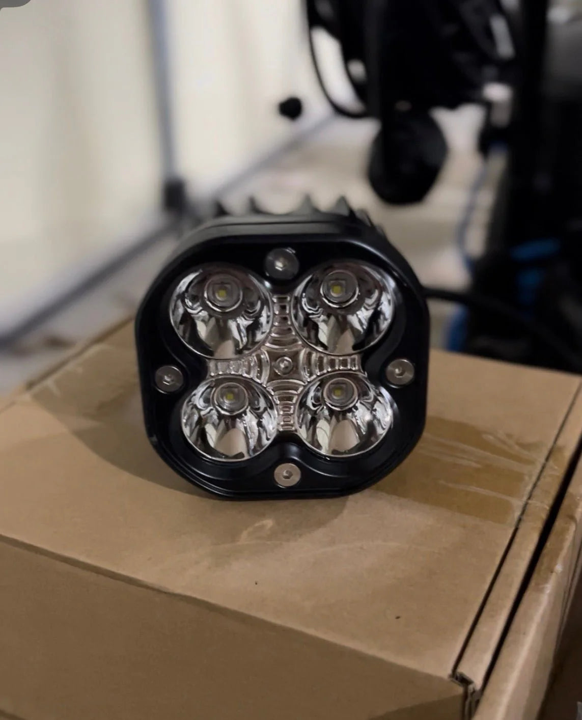Ultra Bee Style Light